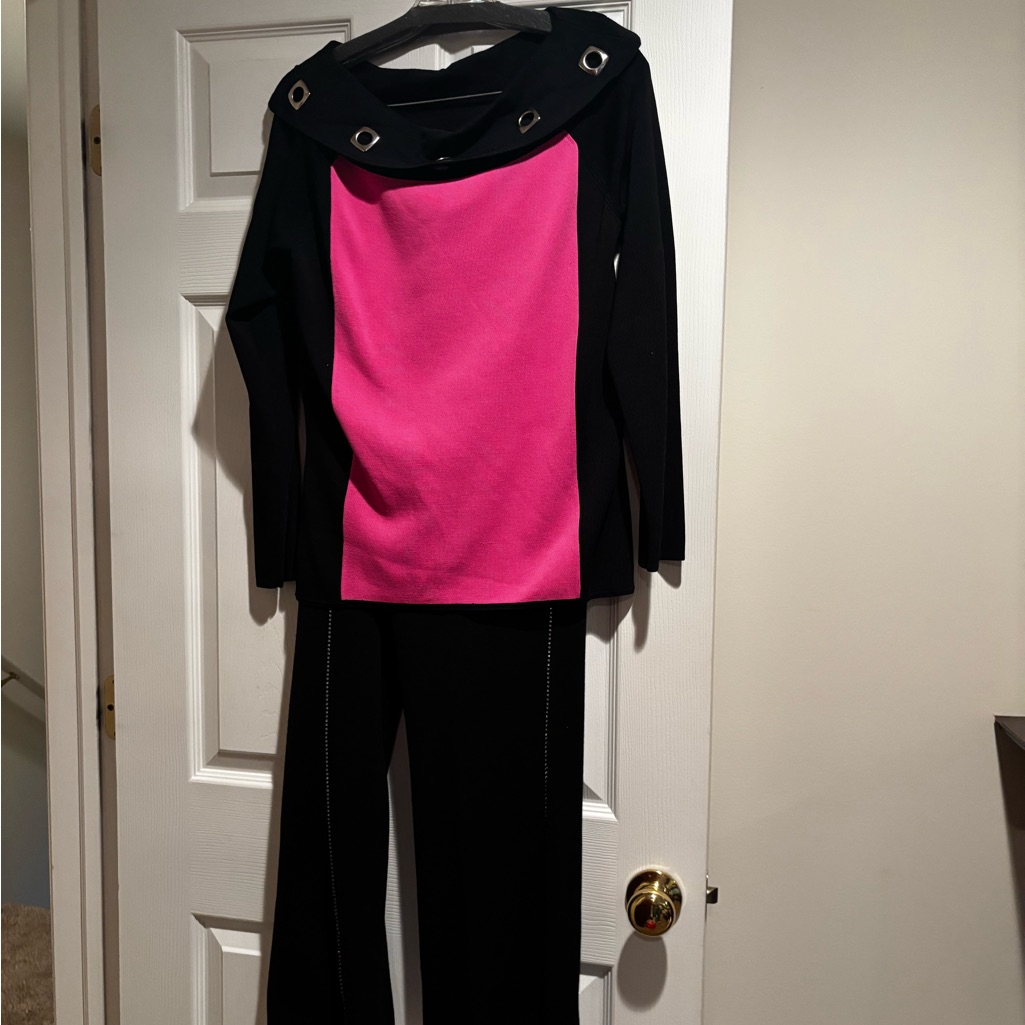 Vintage Talk Of The Walk Black And Pink Two-Piece Set
